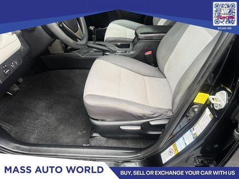 Used 2015 Toyota RAV4 LE AWD/4WD image 8