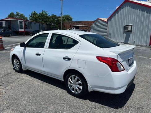 Used 2018 Nissan Versa S Plus FWD image 6