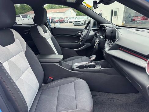 Used 2024 Chevrolet Trax RS w/ Driver Confidence Package FWD image 22