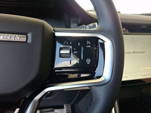 New 2026 Land Rover Discovery Sport Landmark image 17