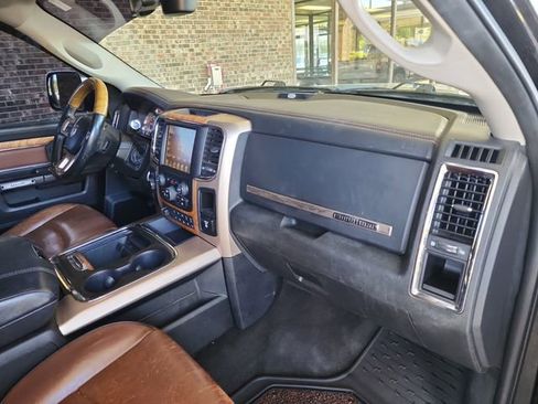 Used 2017 RAM 2500 Longhorn AWD/4WD image 12