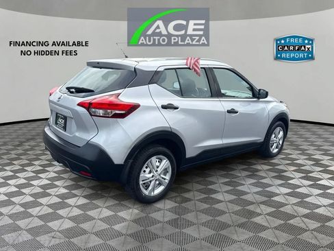 Used 2018 Nissan Kicks S FWD image 5