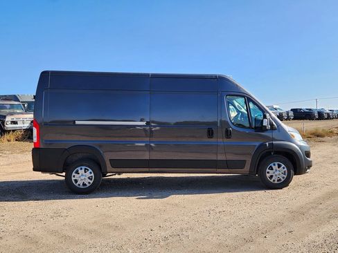 New 2026 RAM ProMaster 2500 w/ Quick Order Package 22G SLT FWD image 2