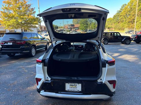 Used 2025 Buick Envista Sport Touring image 31