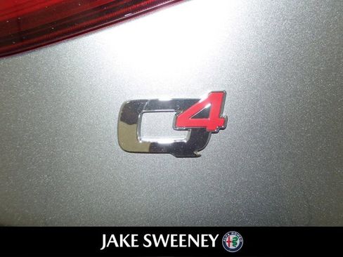 Used 2018 Alfa Romeo Stelvio Ti image 19