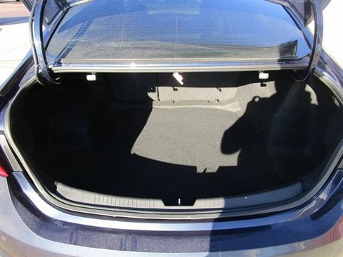 Used 2018 Chevrolet Malibu LT w/ Driver Confidence Package image 22