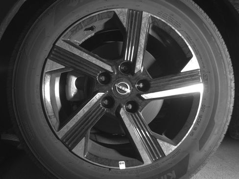 Used 2025 Nissan Sentra SV FWD image 12