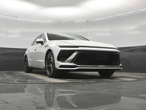 New 2026 Hyundai Sonata SEL FWD image 32