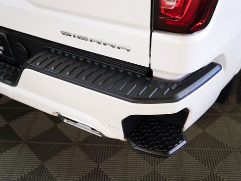 Used 2024 GMC Sierra 1500 Denali image 23
