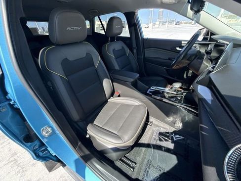 Used 2025 Chevrolet Trax ACTIV w/ Driver Confidence Package FWD image 25