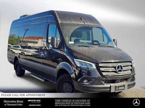 Used 2025 Mercedes-Benz Sprinter 3500 image 1