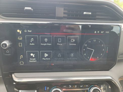 Used 2024 GMC Sierra 1500 AT4 w/ Technology Package image 23