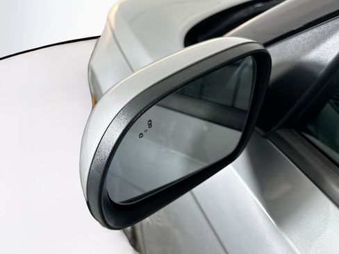 Used 2025 Kia Soul LX w/ LX Technology Package image 16