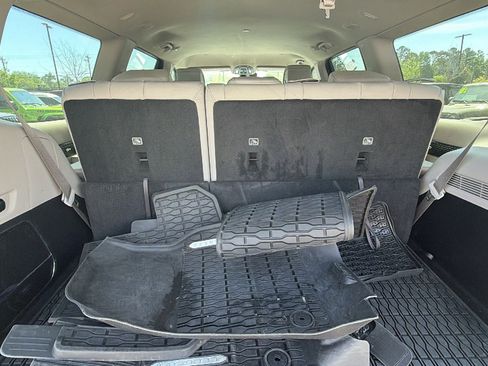 Used 2024 Jeep Wagoneer 4WD image 23