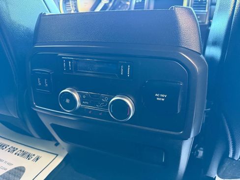 Used 2020 Ford Expedition Max Limited RWD image 23