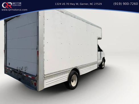 Used 2007 Ford E-450 and Econoline 450 RWD image 3