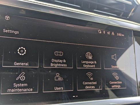 New 2025 Audi Q3 2.0T Premium image 12