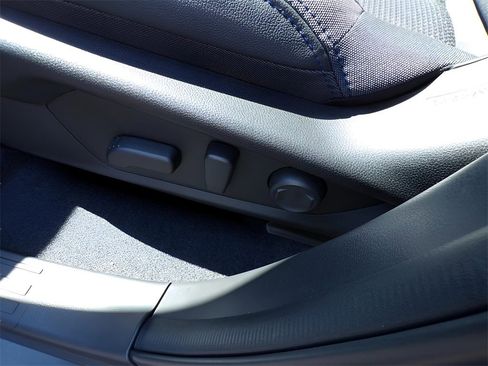 Certified 2025 Subaru Forester Premium image 19