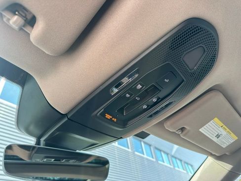 Used 2026 Porsche Panamera 4 image 32