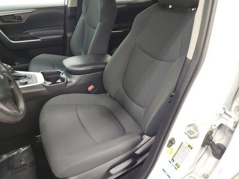 Certified 2020 Toyota RAV4 LE image 16