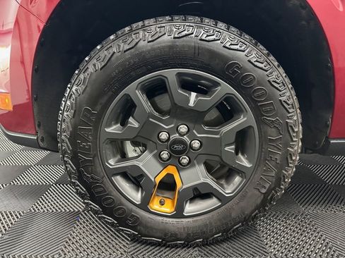 Used 2025 Ford Maverick Tremor AWD/4WD image 38