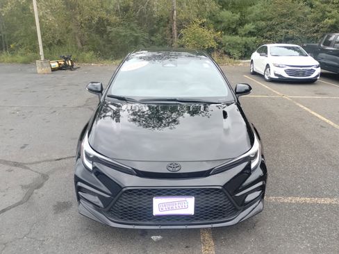 Used 2025 Toyota Corolla SE image 8