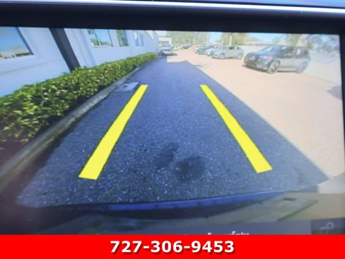 Used 2018 Jaguar F-PACE R-Sport image 4