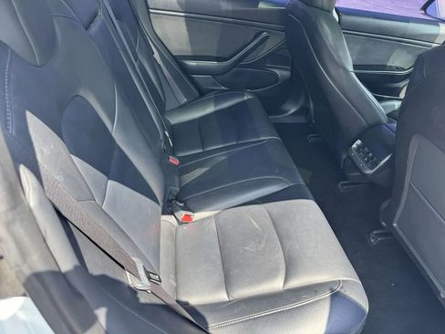 Used 2019 Tesla Model 3 Standard Range Plus image 6