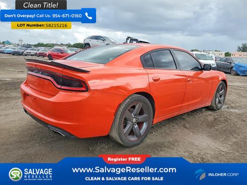 Used 2019 Dodge Charger SXT w/ Plus Group RWD image 4