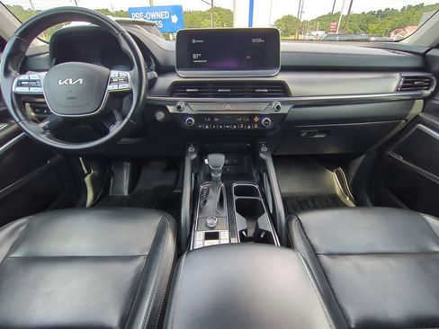 Used 2022 Kia Telluride S FWD image 17