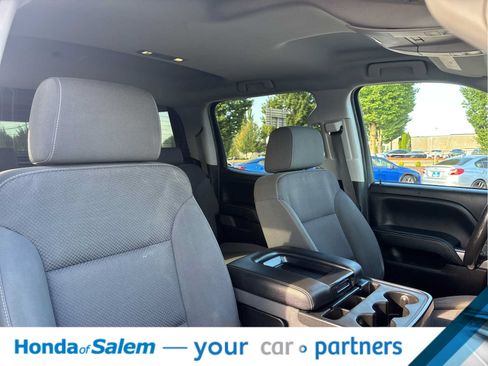 Used 2018 Chevrolet Silverado 1500 LT w/ All Star Edition AWD/4WD image 14