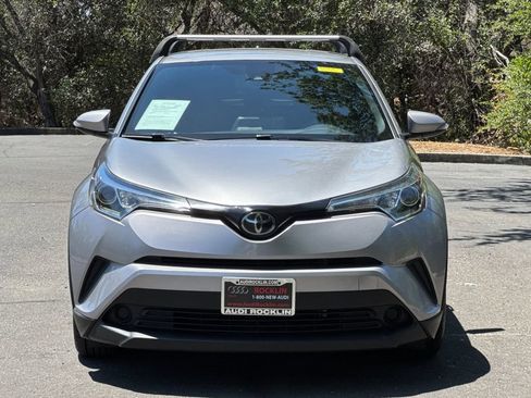 Used 2019 Toyota C-HR LE FWD image 10