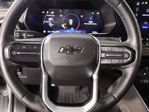 Used 2023 Chevrolet Colorado ZR2 w/ ZR2 Convenience Package III image 3