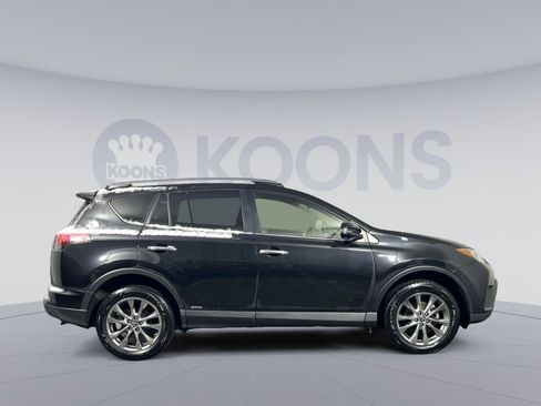 Used 2018 Toyota RAV4 Limited image 8