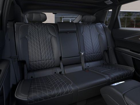 New 2027 Cadillac Lyriq Signature Luxury w/ Nappa Leather Package AWD/4WD image 17