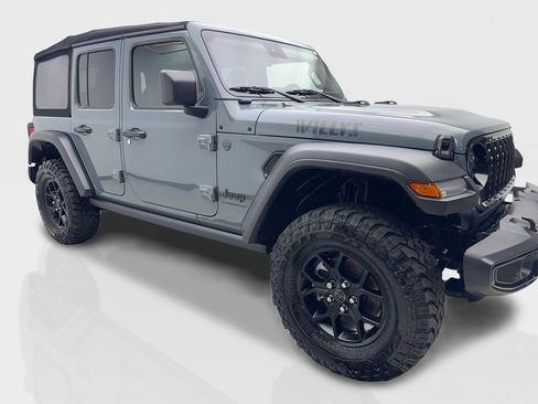 Used 2024 Jeep Wrangler Unlimited Sport AWD/4WD image 12
