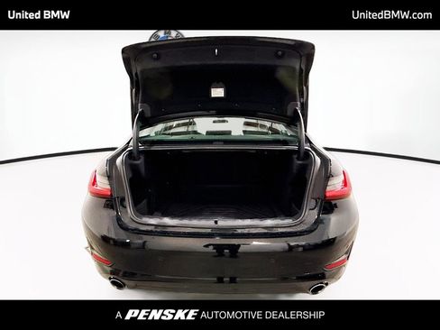 Used 2020 BMW 330i Sedan w/ Premium Package image 14