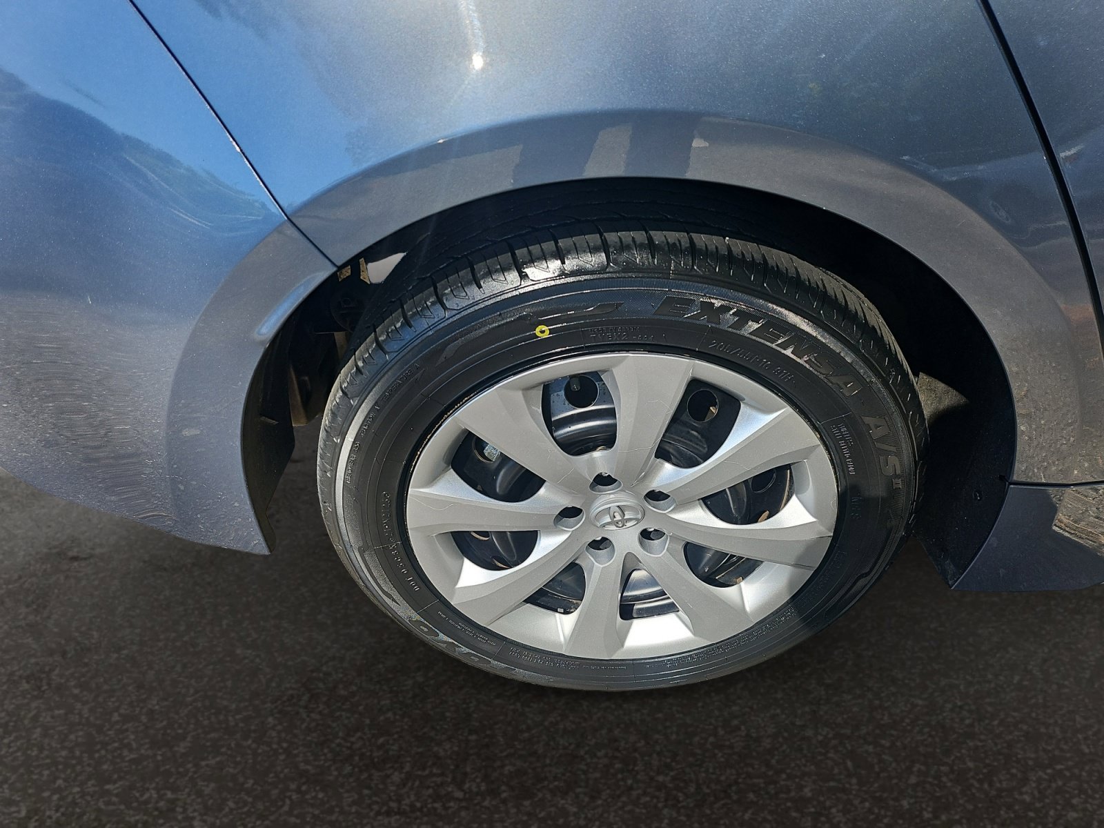 Used 2025 Toyota Corolla LE FWD image 43