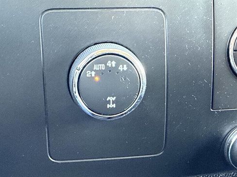 Used 2013 Chevrolet Silverado 1500 LT w/ All-Star Edition image 25