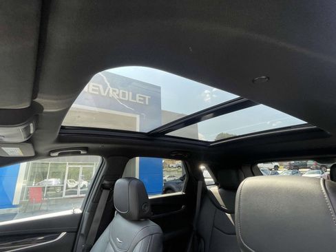 Used 2021 Cadillac XT5 Premium Luxury image 15