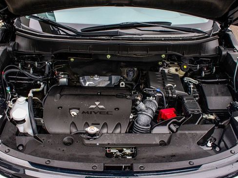 New 2024 Mitsubishi Outlander Sport SE AWD/4WD image 44