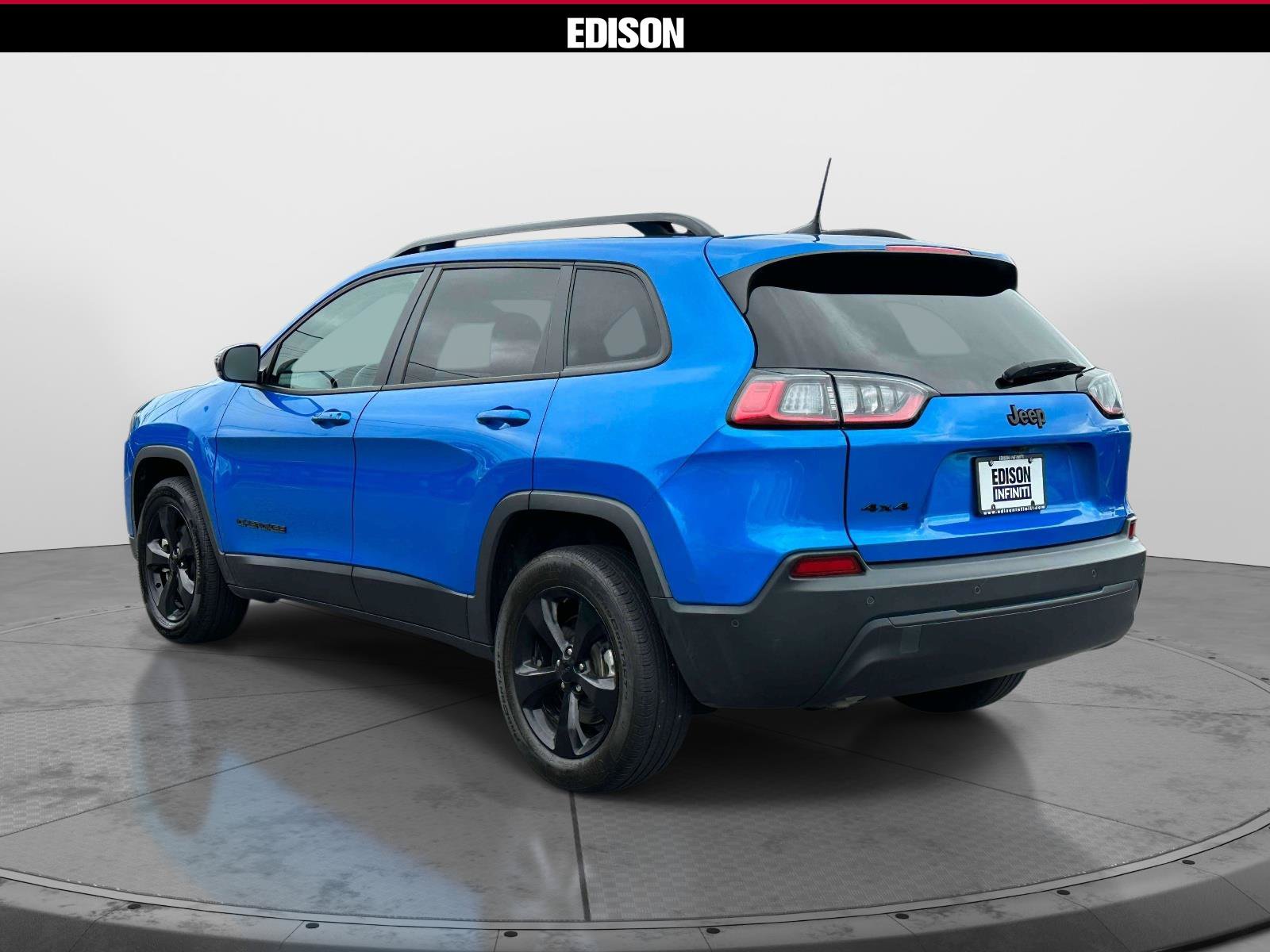 Used 2023 Jeep Cherokee Altitude Lux AWD/4WD image 5