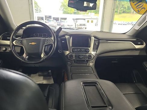 Used 2015 Chevrolet Tahoe LTZ AWD/4WD image 11