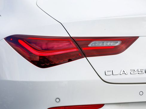 Certified 2025 Mercedes-Benz CLA 250 image 8