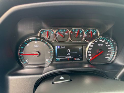 Used 2017 Chevrolet Silverado 1500 LT w/ All Star Edition AWD/4WD image 19