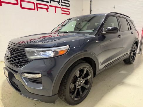 Used 2024 Ford Explorer ST-Line w/ Class IV Trailer Tow Package AWD/4WD image 2