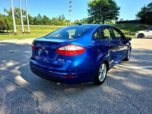 Used 2019 Ford Fiesta SE w/ Cold Weather Package image 5