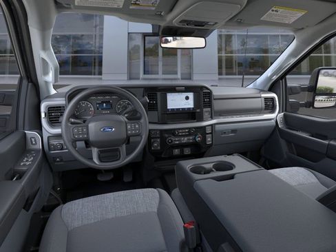 New 2026 Ford F250 XLT w/ 360-Degree Camera Package AWD/4WD image 9
