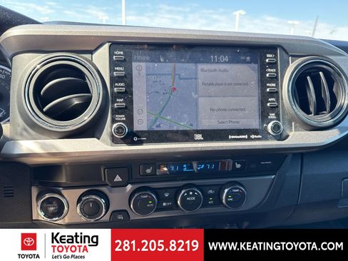 Used 2021 Toyota Tacoma Limited AWD/4WD image 22