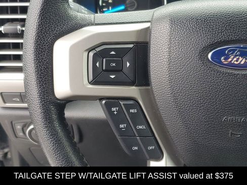 Used 2015 Ford F150 Lariat image 14